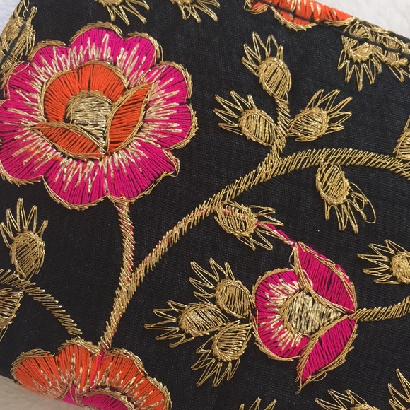 SOLD✨Vintage Thread-work Wallet✨ - Picture 2 of 6